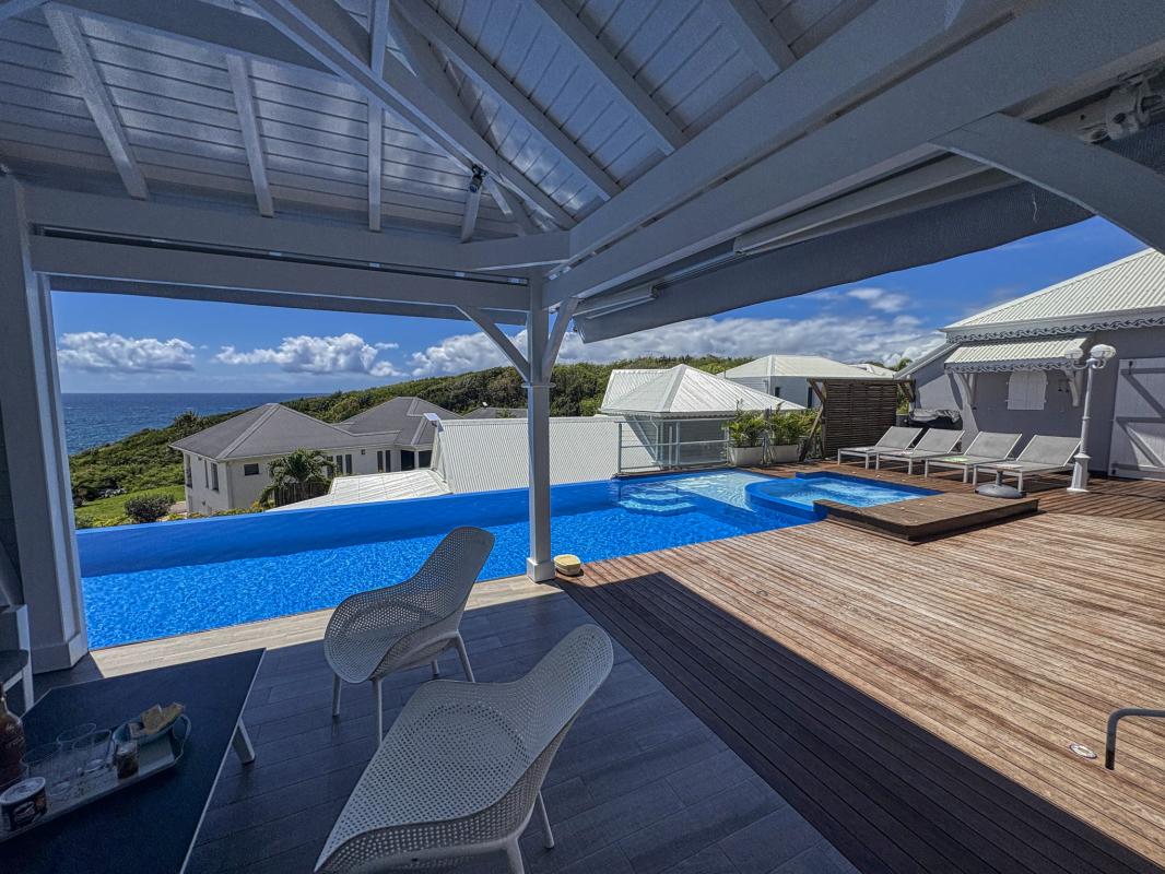 9.Location villa piscine Sainte Anne Guadeloupe_Vue mer